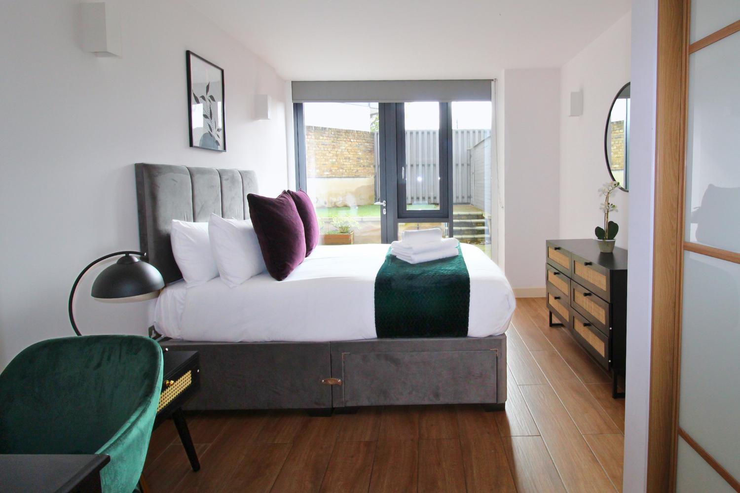 Kew Bridge By Viridian Apartments Kültér fotó
